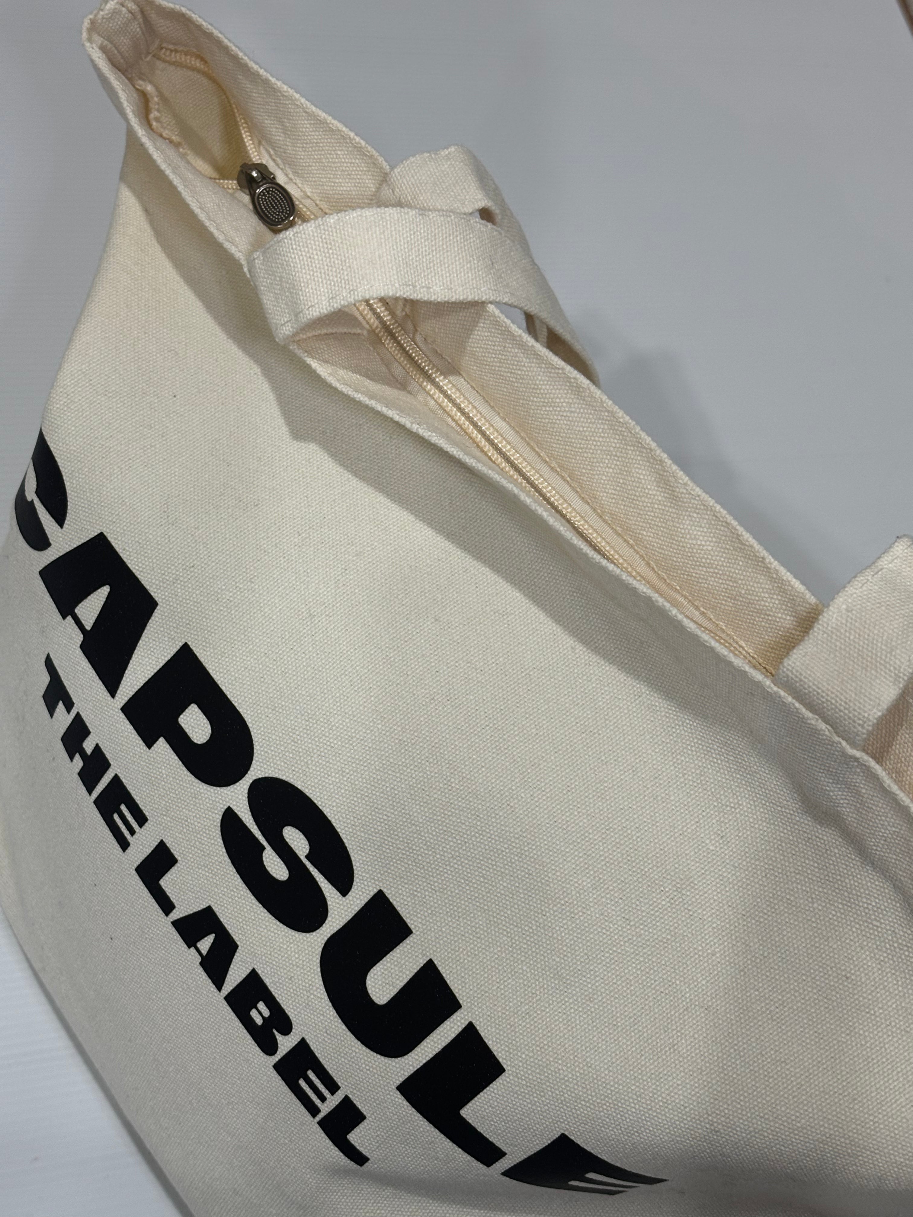 Capsule The Label Tote V2 SS1