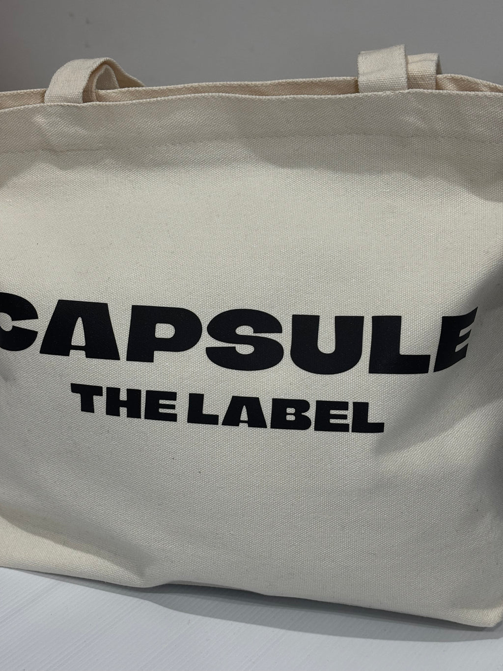 Capsule The Label Tote V2 SS1